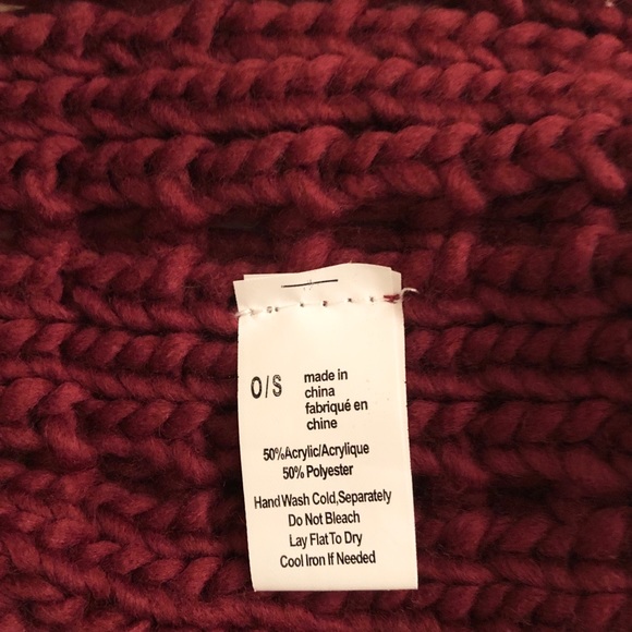 NWOT Red Knitted Headband - Picture 3 of 3